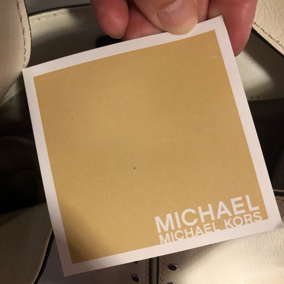 Michael Kors handbag - Picture 8 of 9